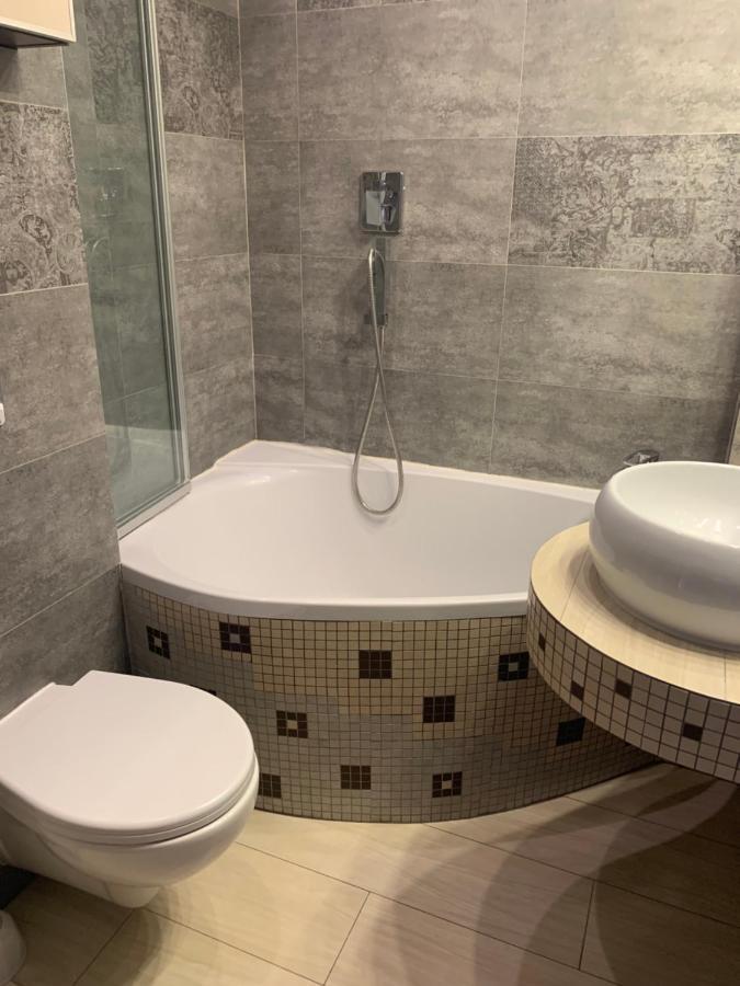 Apartament Z Widokiem Tarnowskie Góry Buitenkant foto