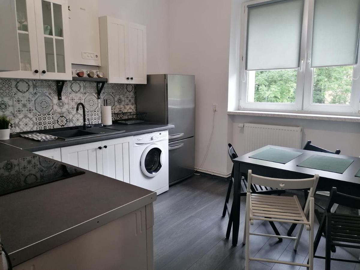 Apartament Z Widokiem Tarnowskie Góry Buitenkant foto